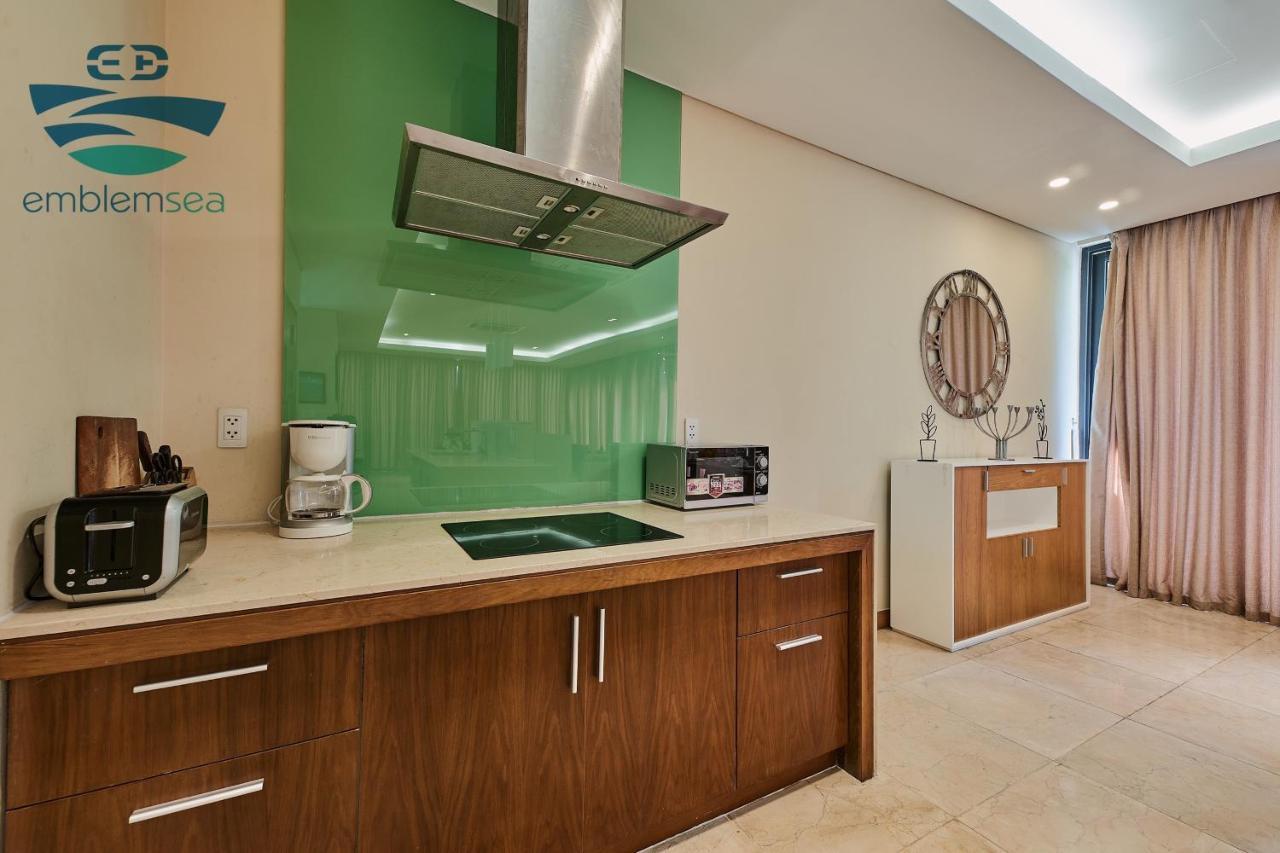 Emblem Sea 4 Bedroom Villas Da Nang Luaran gambar